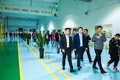 方太精裝修廚房方案 采筑“超級工廠”廚電唯一考察地，開啟房地產(chǎn)發(fā)展新篇章